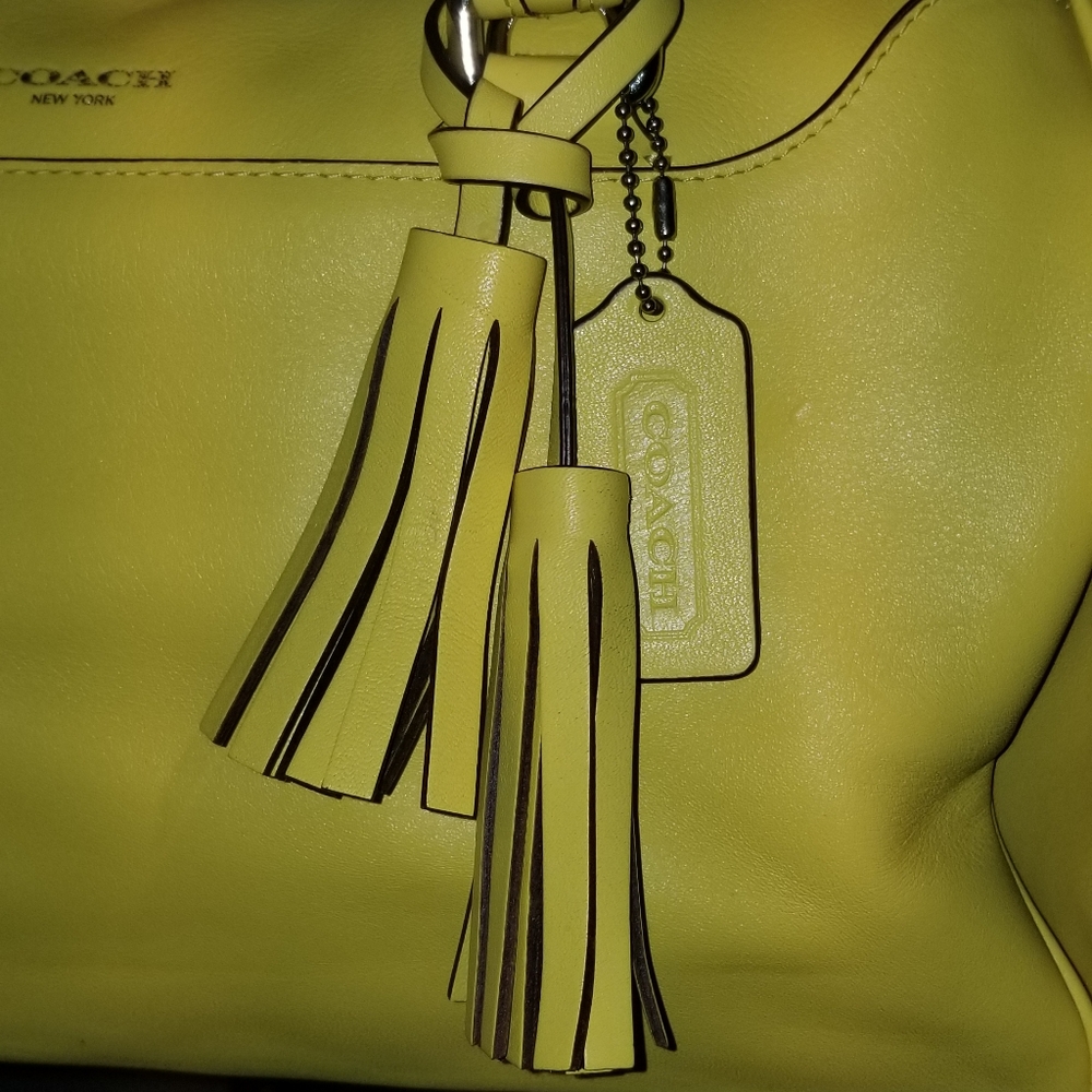 Coach Legacy Haley in Yellow leather - Picture 5 of 14